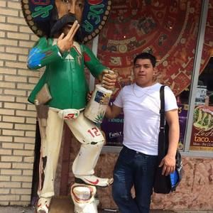 Meet your Posher, Javier